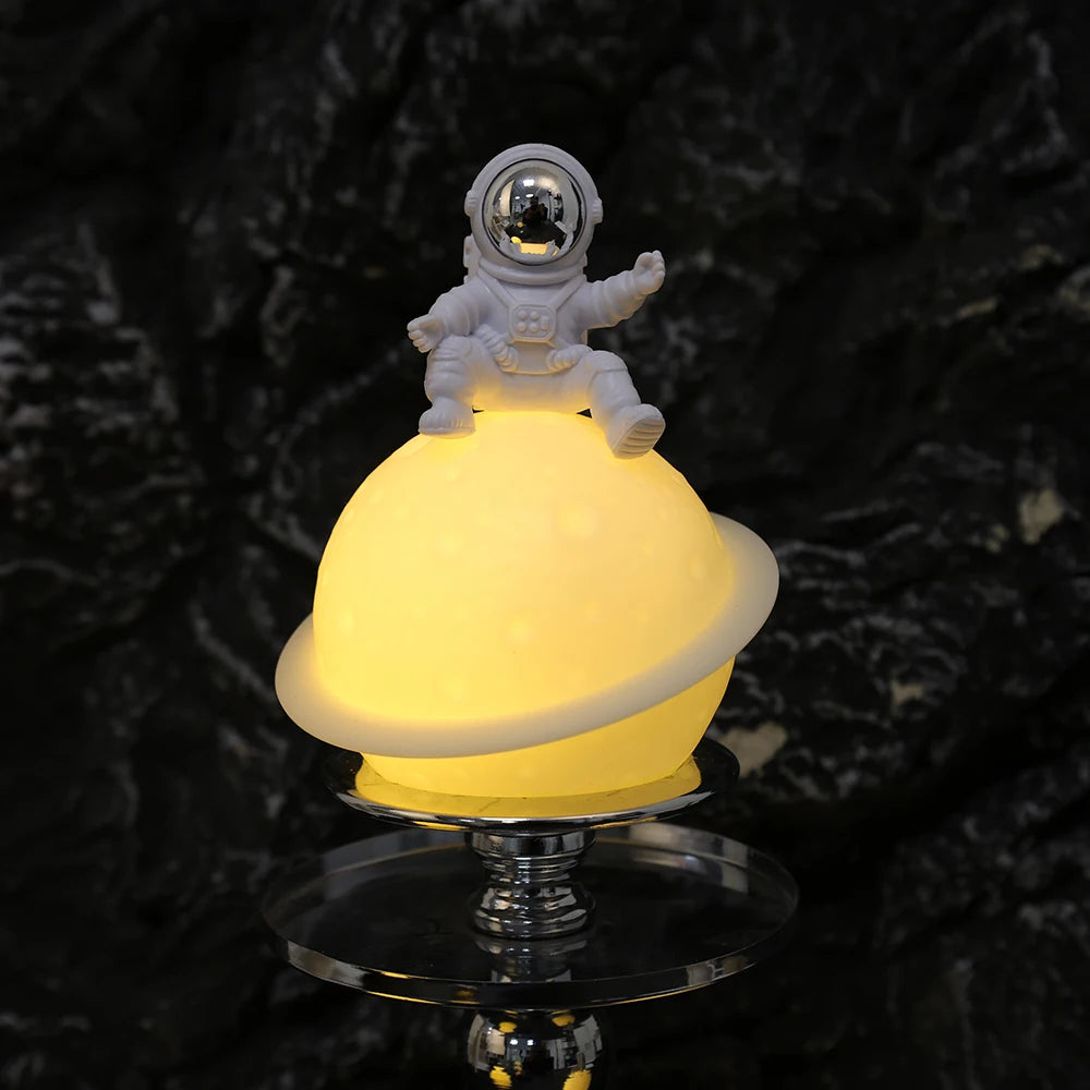 Astronaut Sitting on The Moon Creative Lamp - Shops Fab