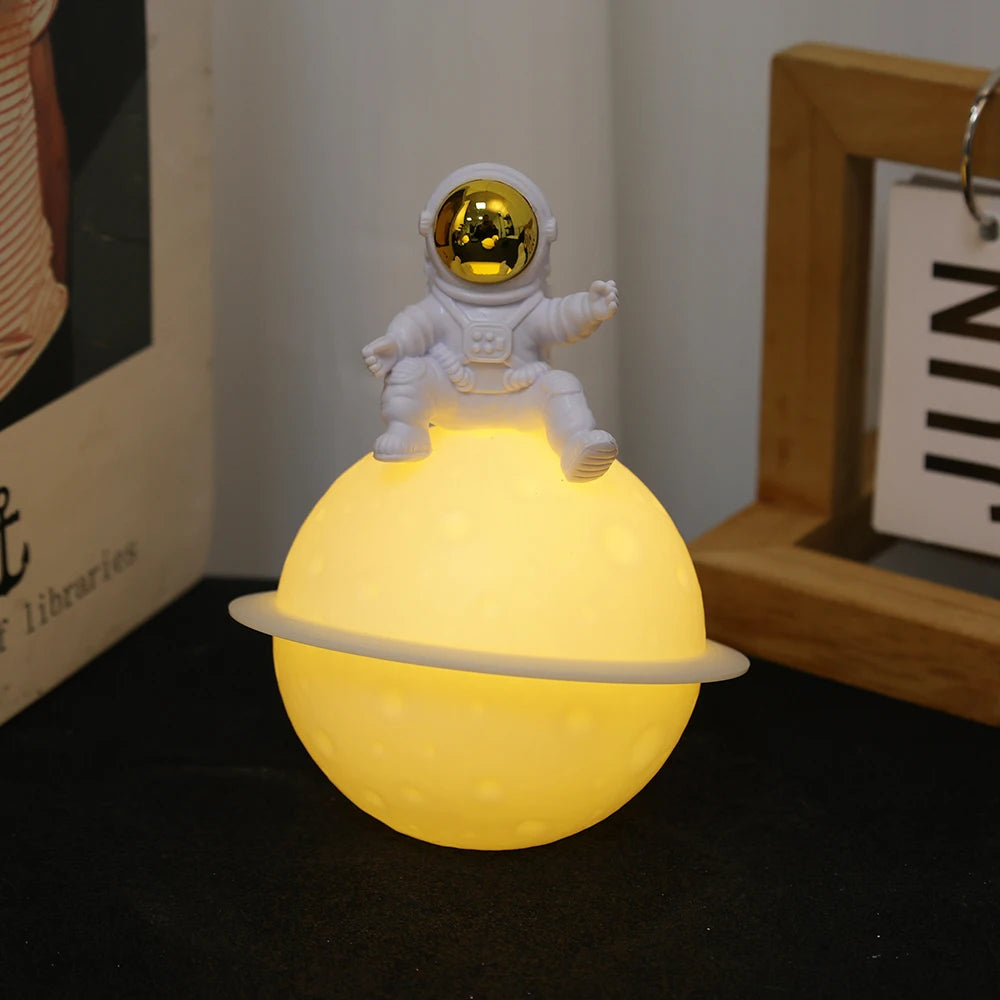 Astronaut Sitting on The Moon Creative Lamp - Shops Fab